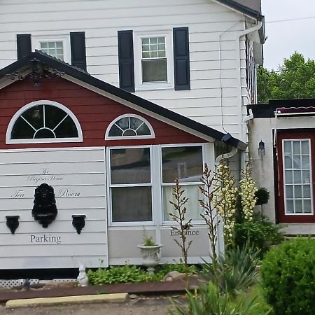 The Guest House At The Regina House Tea Room Moosic ภายนอก รูปภาพ
